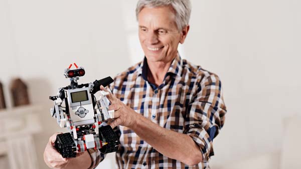 Ateliers de programmation robotique pour séniors