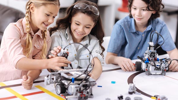 Stages de programmation robotique pendant les vacances scolaires